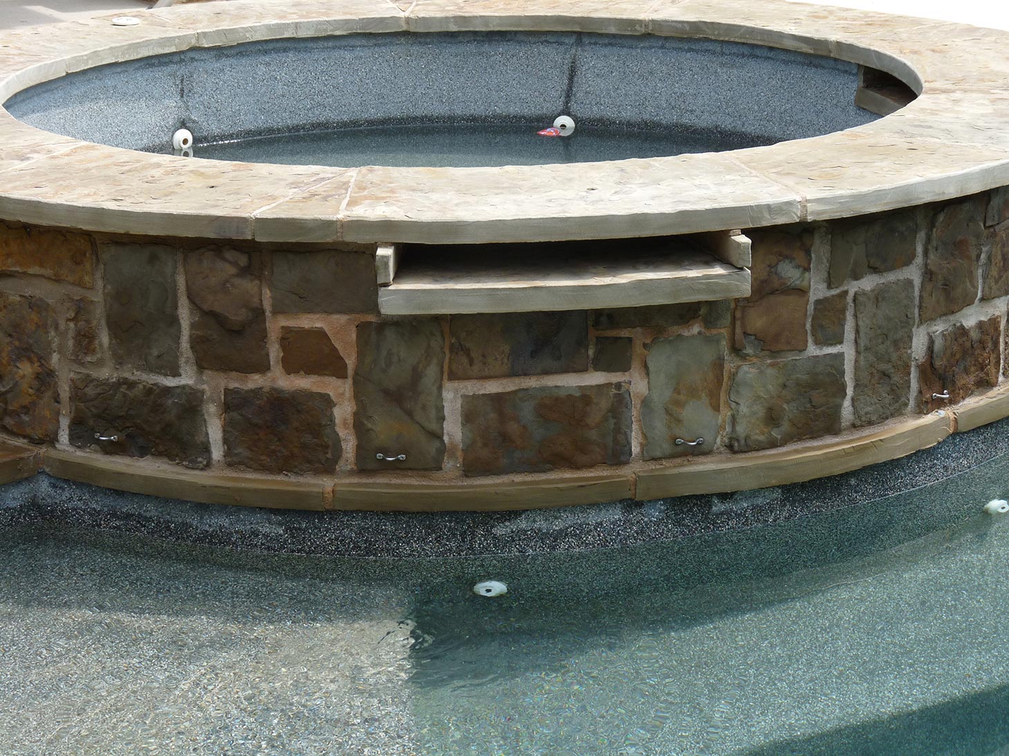 pool-tile-cleaning-austin